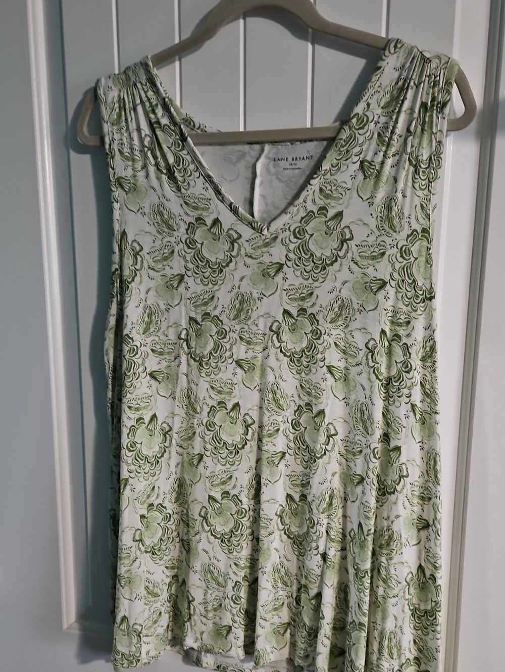 Lane Bryant White and Light Green Floral V-Neck Tank